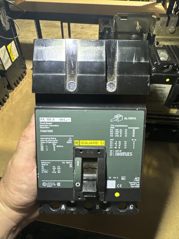 Автоматический выключатель FC34100G