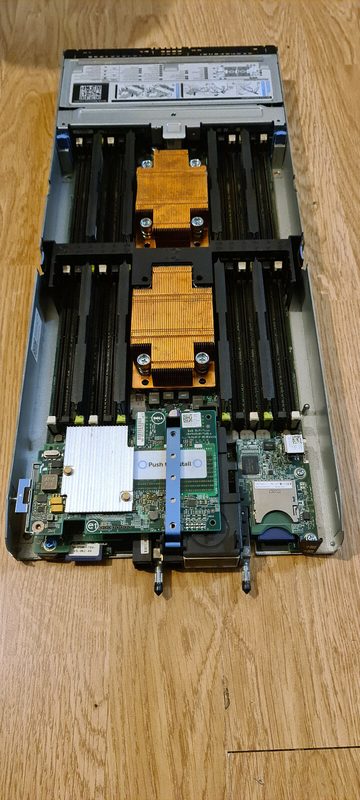 Сервер Dell FC620