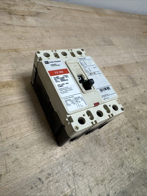 Автоматический выключатель Eaton FD3070
