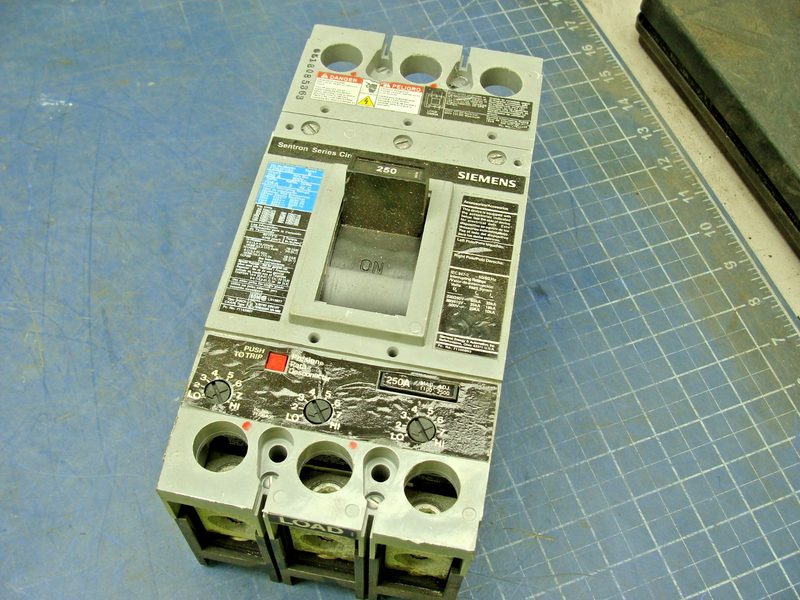 Автоматический выключатель Siemens FD63F250
