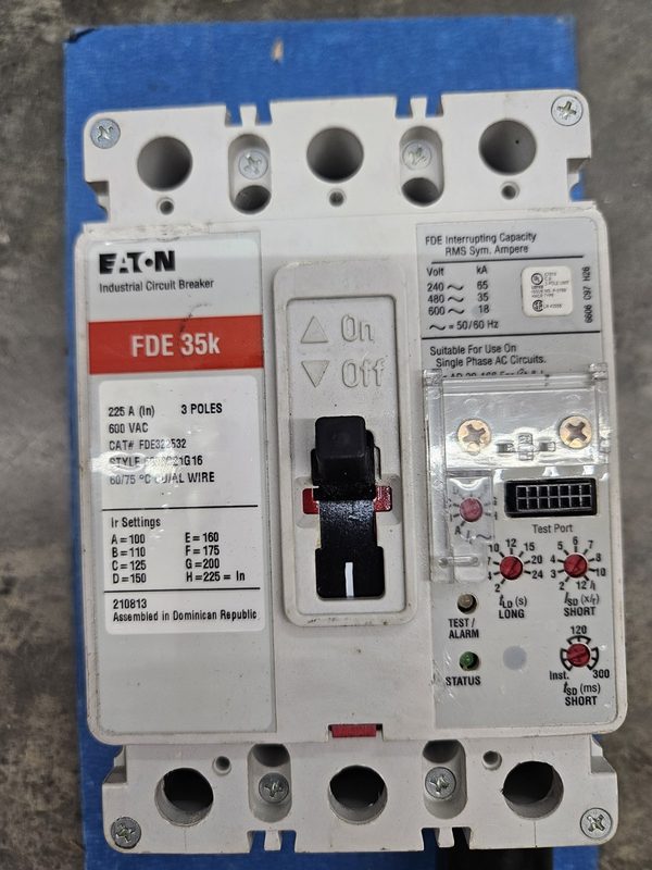 Автоматический выключатель Eaton FDE322532