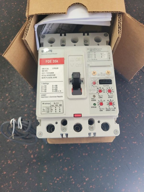Автоматический выключатель Eaton FDE322536