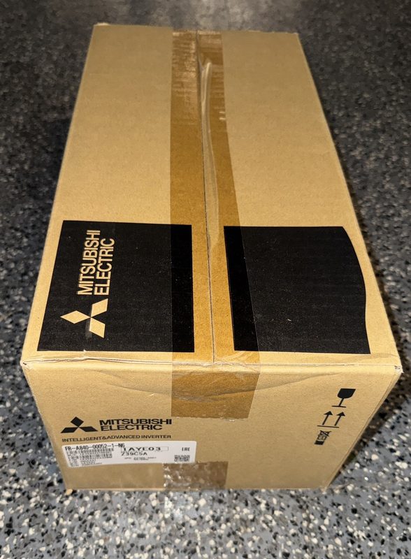 Частотный преобразователь Mitsubishi FR-A840-00052-1-N6