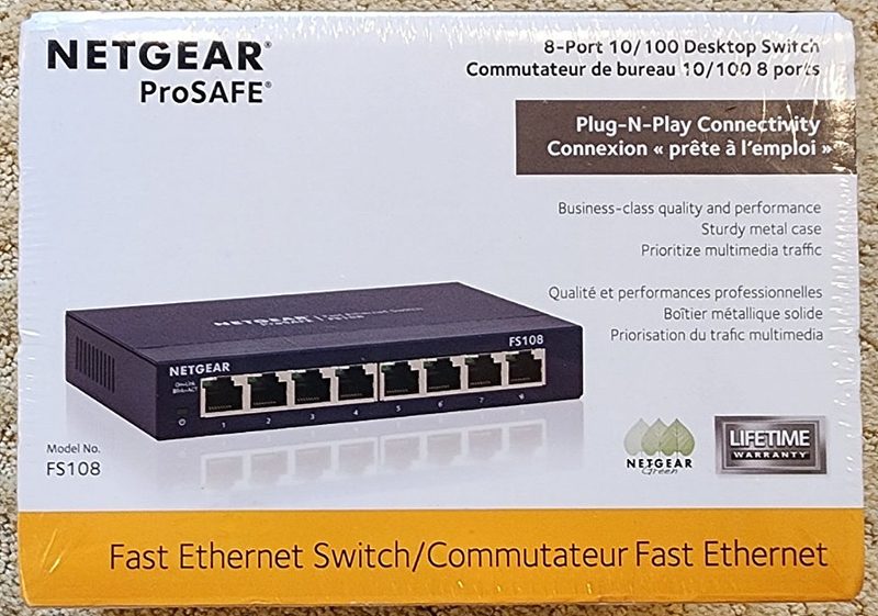 Коммутатор Netgear FS108