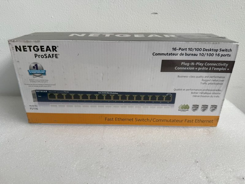 Коммутатор Netgear FS116NA