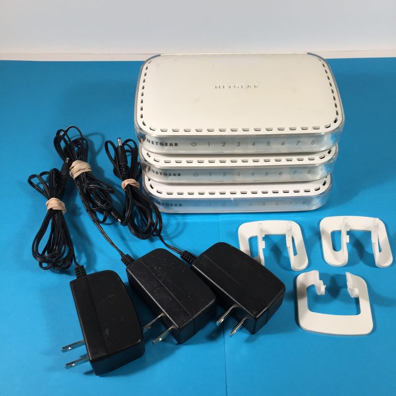 Коммутатор Netgear FS608