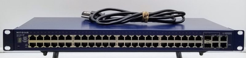 Коммутатор Netgear FS752TS