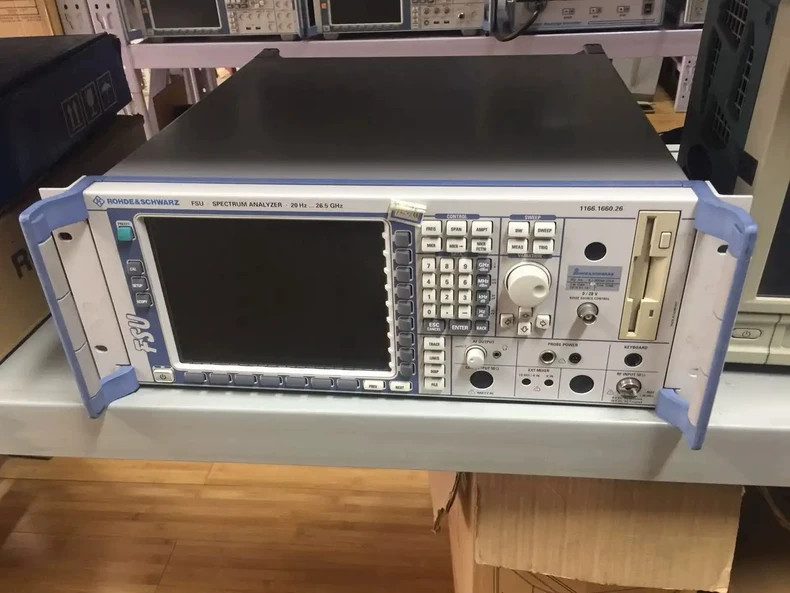 Анализатор Rohde & Schwarz FSUP26