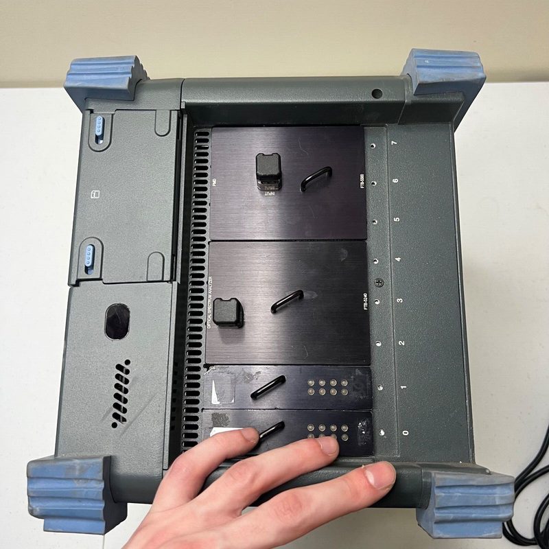 Шасси EXFO FTB-400