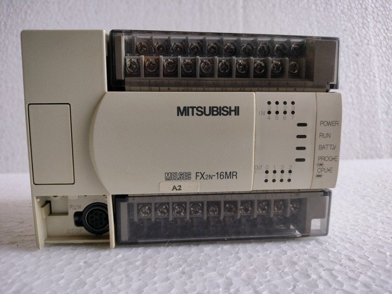 ПЛК Mitsubishi FX2N-16MR-ES/UL