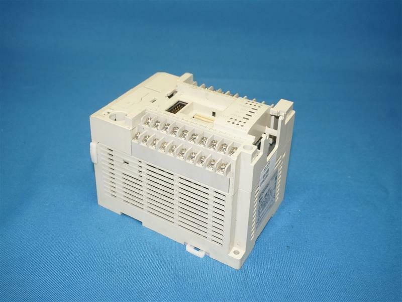 ПЛК Mitsubishi FX3U-16MR/ES