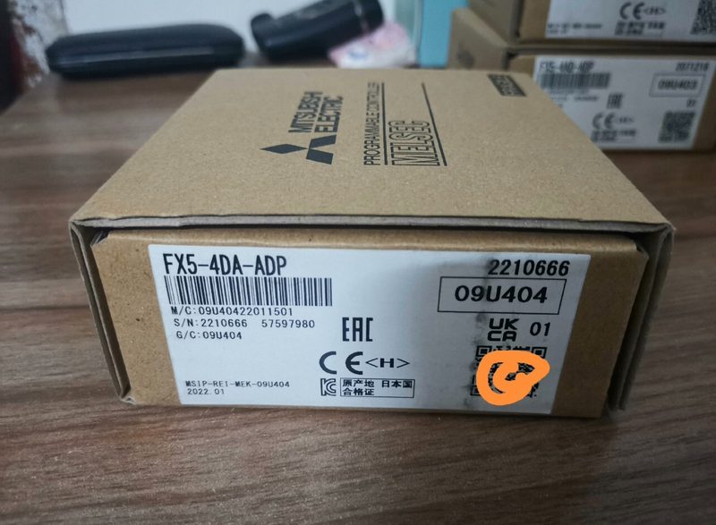 ПЛК Mitsubishi FX5-4DA-ADP