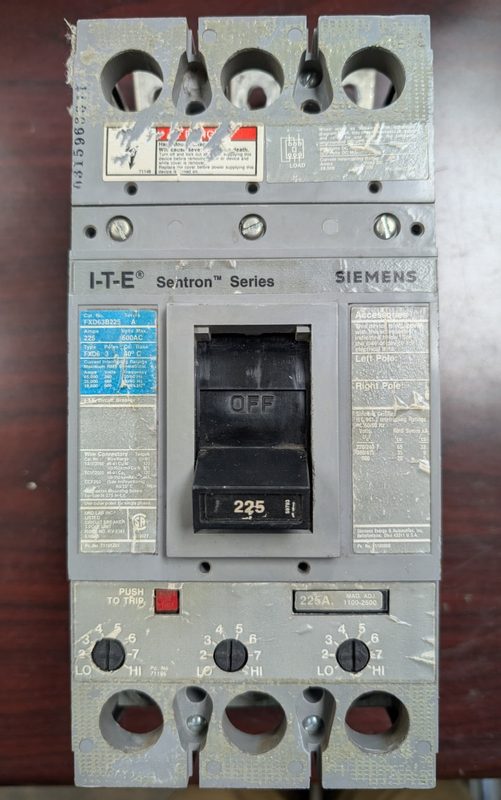 Автоматический выключатель Siemens FXD63B225