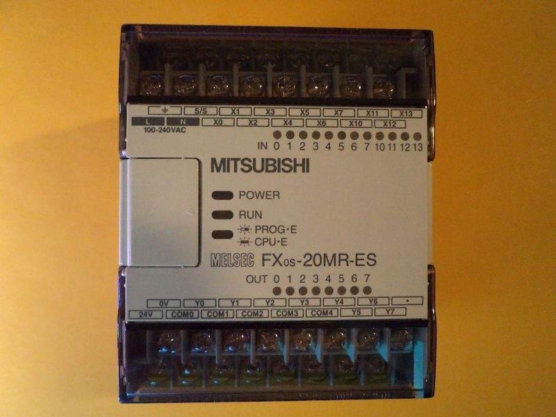 ПЛК Mitsubishi FXOS-20MR-ES