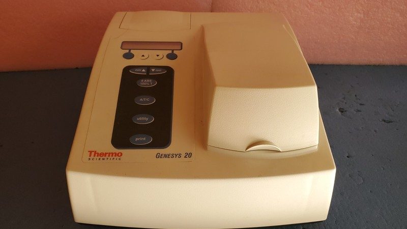 Спектрофотометр Thermo GENESYS 20