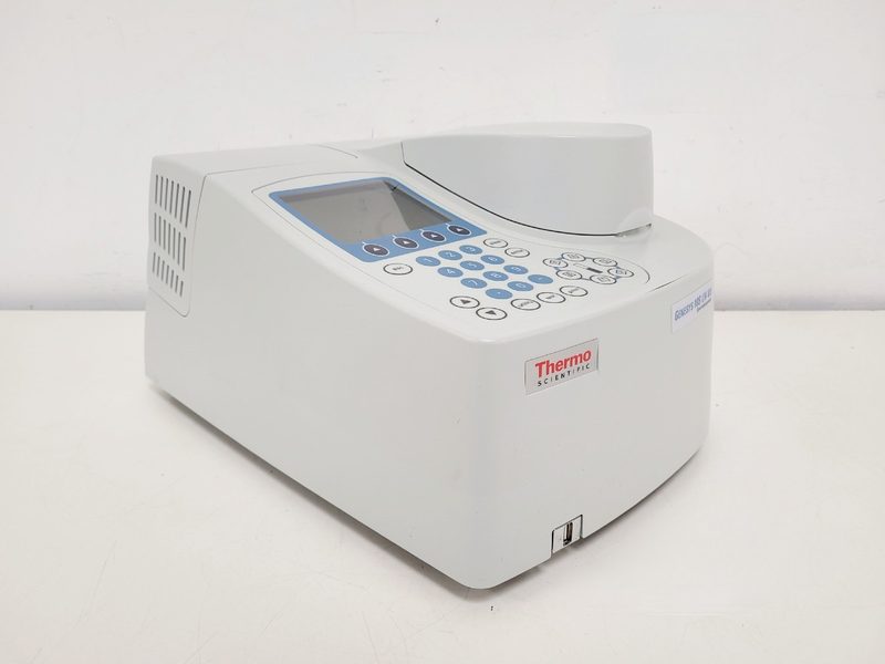 Спектрофотометр Thermo GENESYS G10S