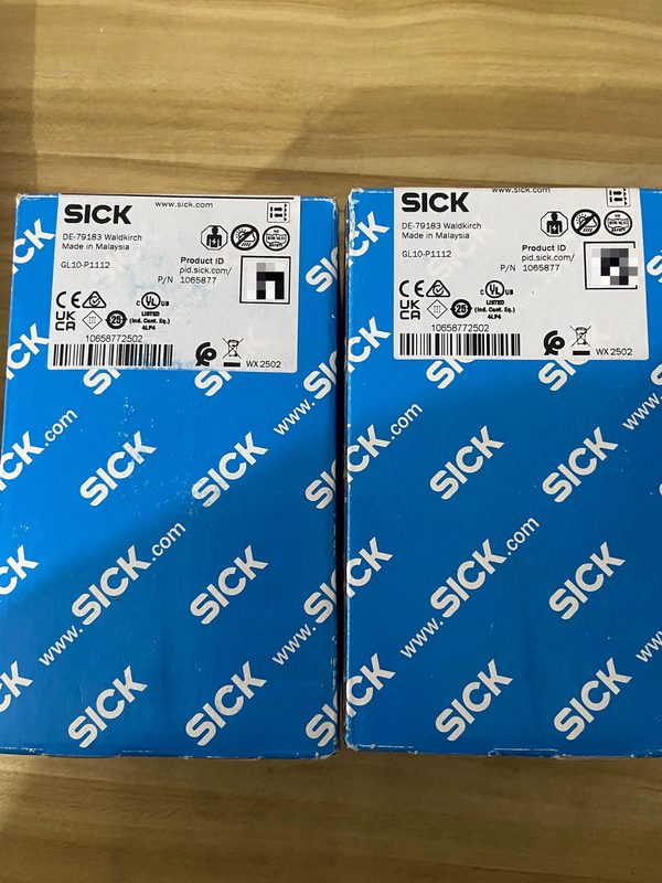 Фотоэлектрический датчик SICK GL10-P1112