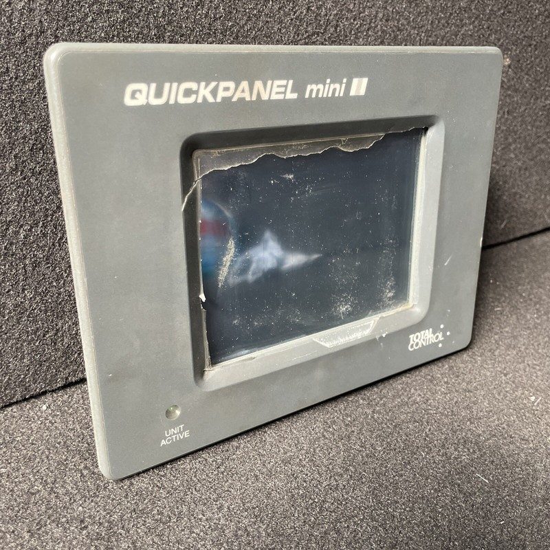 Панель оператора GP37W-LG11-24V