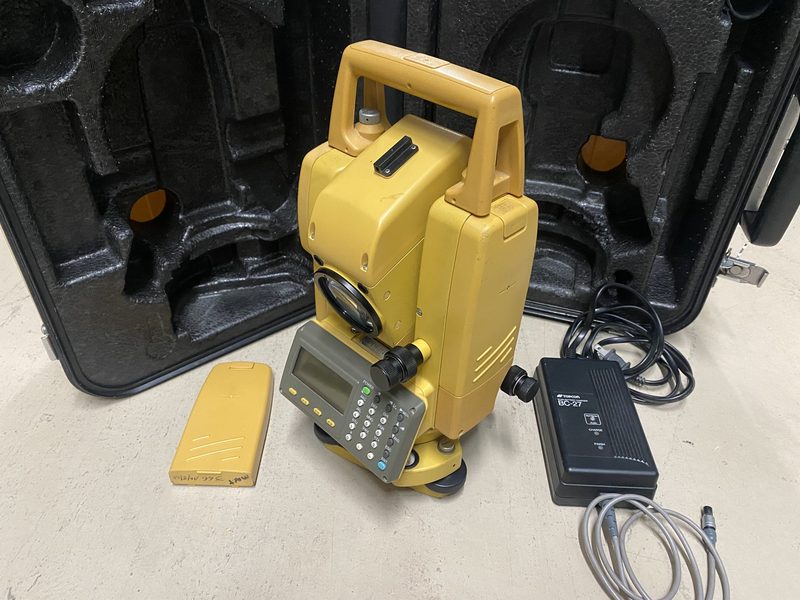 Тахеометр Topcon GPT-3007N