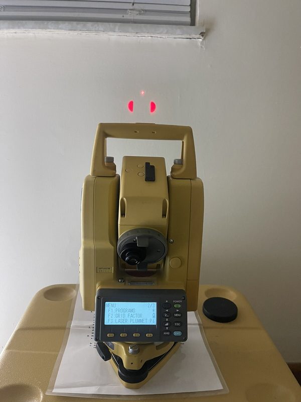 Тахеометр Topcon GPT-3107W