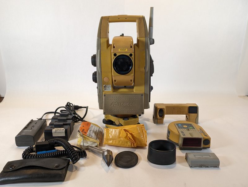 Тахеометр Topcon GPT-9005A