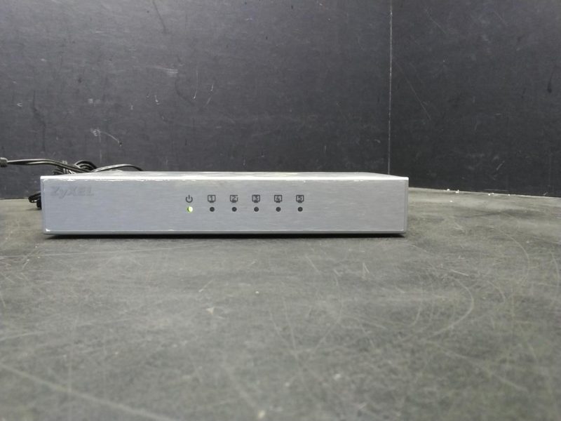 Коммутатор Zyxel GS-105B