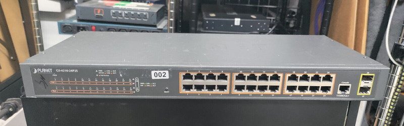 Коммутатор GS-4210-24P2S
