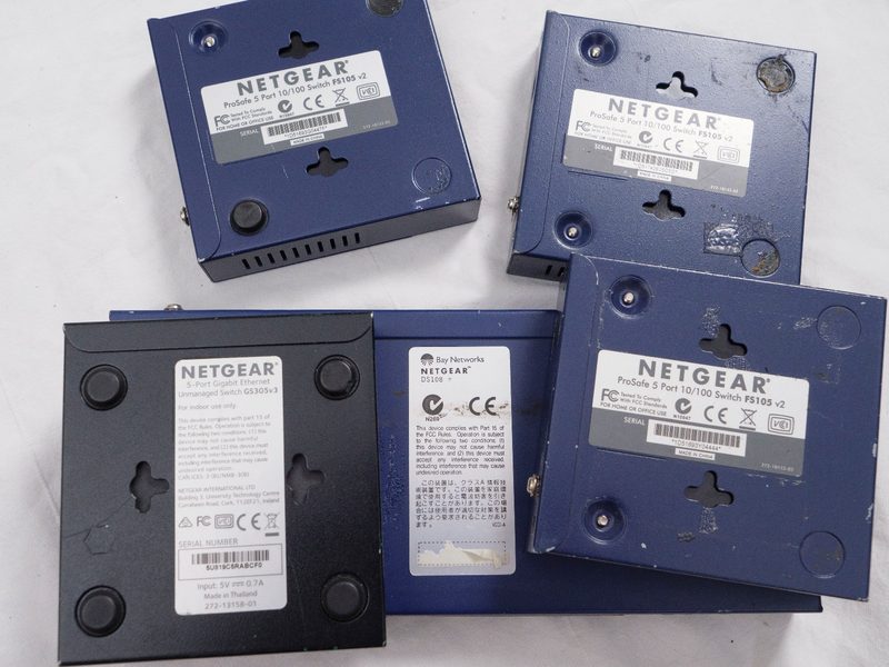 Коммутатор Netgear GS105V3