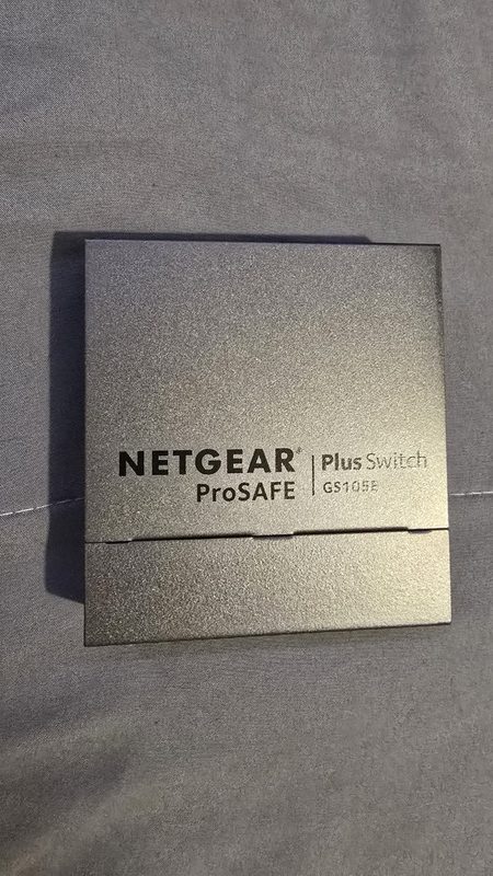 Коммутатор Netgear GS10SE