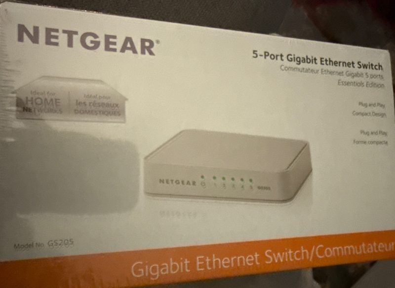 Коммутатор Netgear GS205100PAS