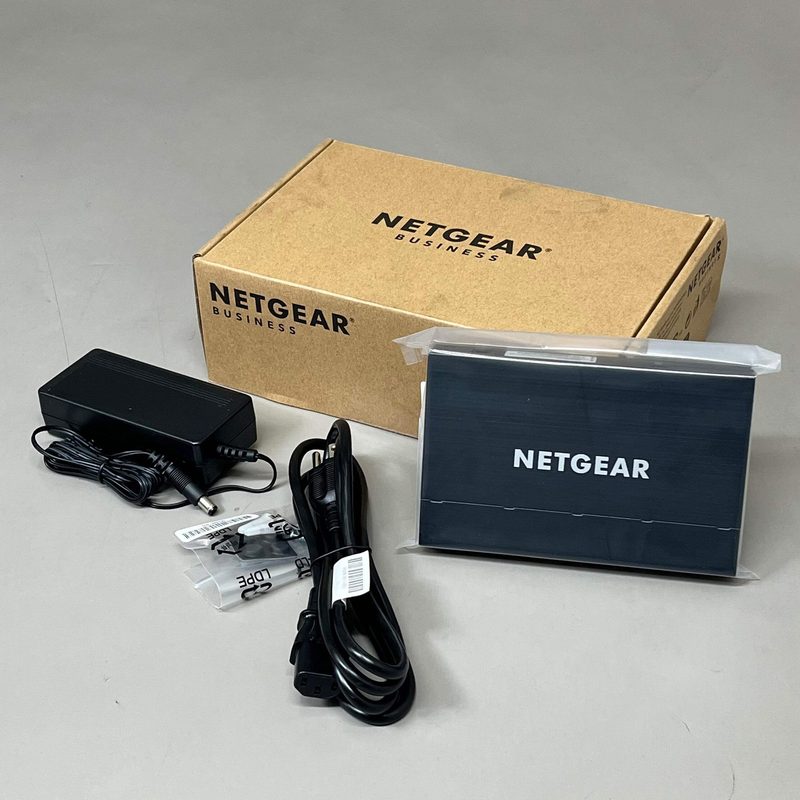 Коммутатор Netgear GS308EP-100NAS