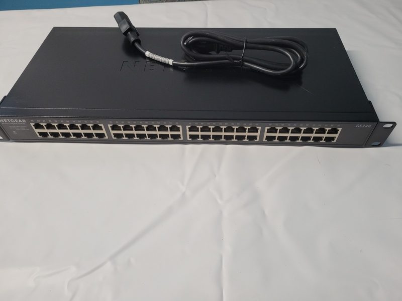 Коммутатор Netgear GS348