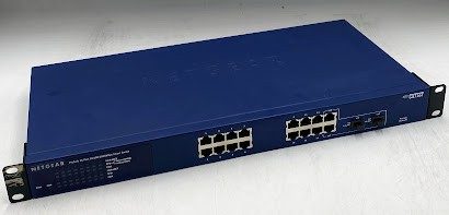 Коммутатор Netgear GS716TV2