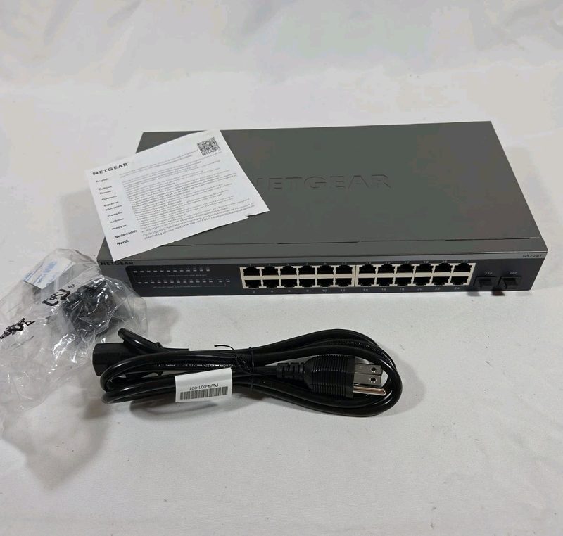 Коммутатор Netgear GS724T600NAS