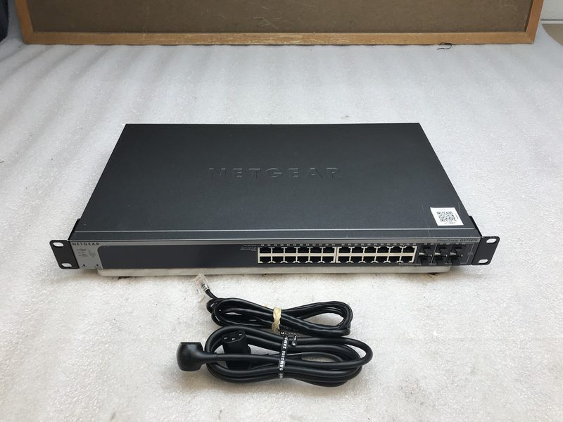 Коммутатор Netgear GS728TS
