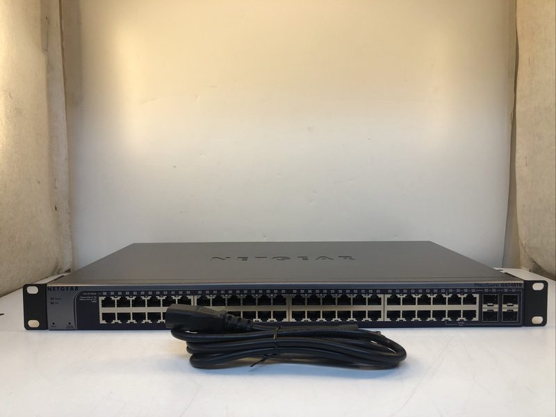 Коммутатор Netgear GS748TR