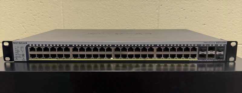 Коммутатор Netgear GS752TPS