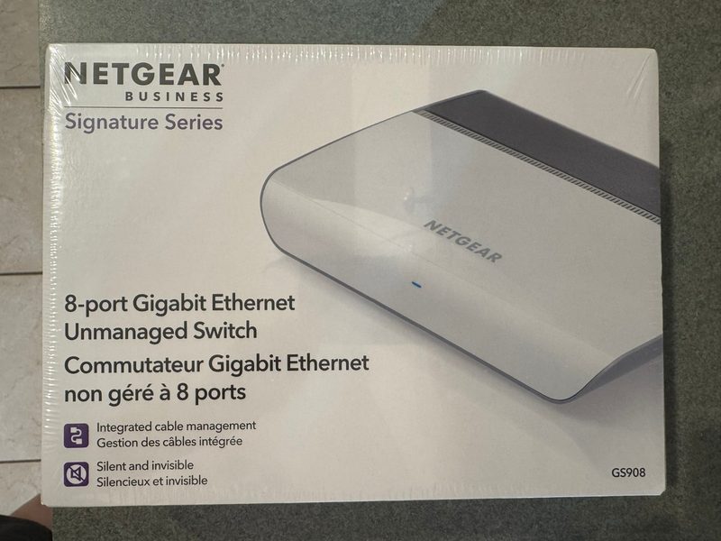 Коммутатор Netgear GS908