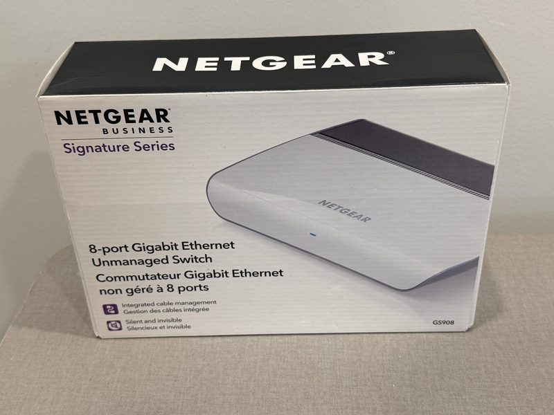 Коммутатор Netgear GS908E-100NAS