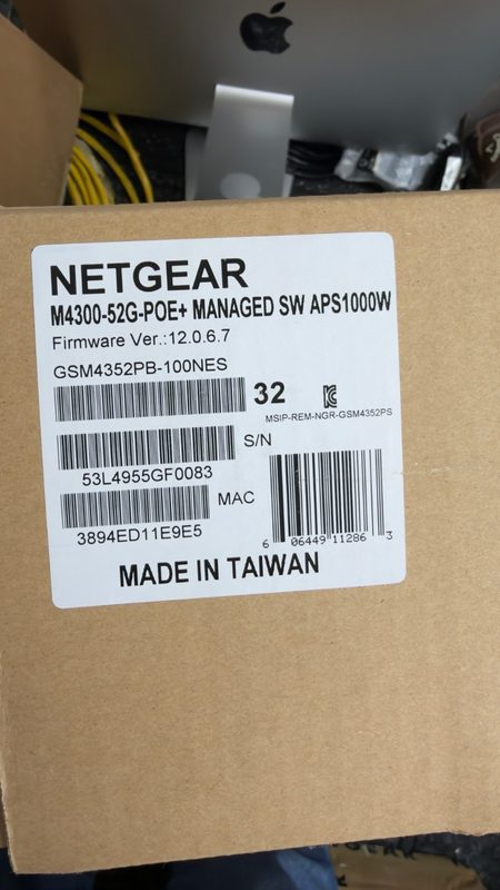 Коммутатор Netgear GSM4352PA100NES