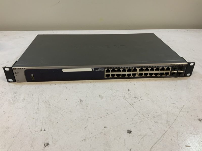 Коммутатор Netgear GSM7224V2