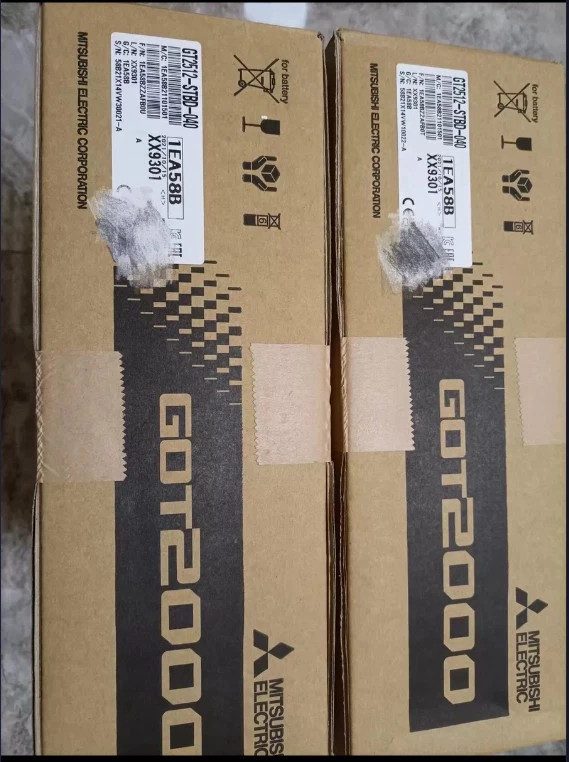 Панель оператора Mitsubishi GT2512-STBD-040