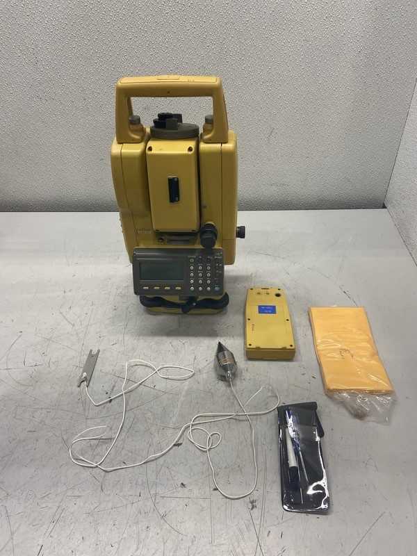 Тахеометр Topcon GTS-240N