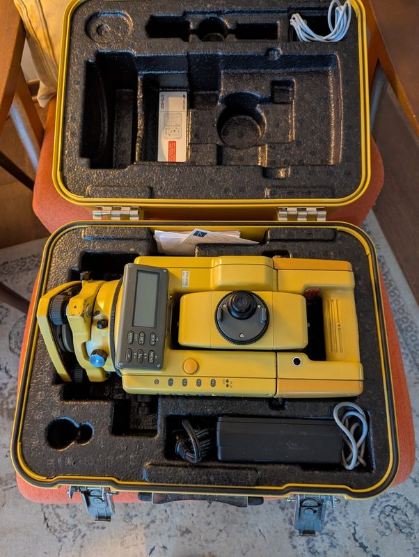 Тахеометр Topcon GTS-303D