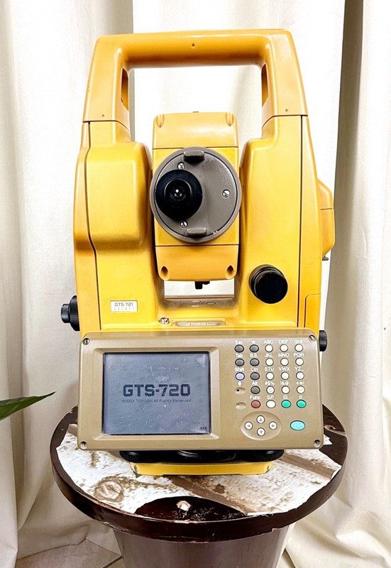 Тахеометр Topcon GTS-721