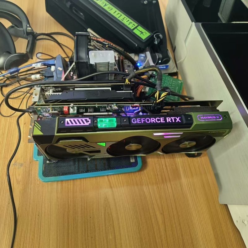 GPU-ускоритель NVIDIA GV100-895-A1