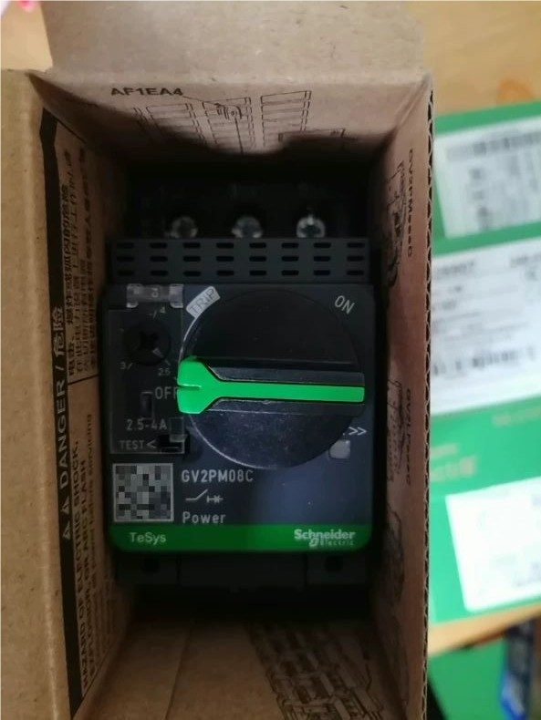 Автоматический выключатель Schneider GV2PM08C