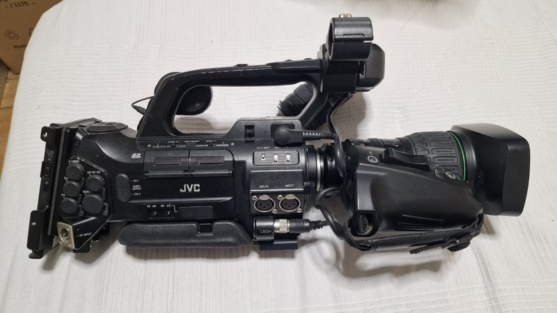 Фотокамера Canon GY-HM700E