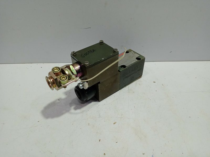 Пневмораспределитель Bosch Rexroth GZ45-2