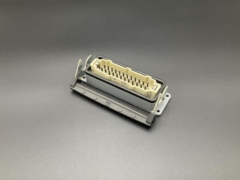Разъём Harting HAN24EM